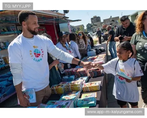 库里与本地学校互动授课,公益影响不断放大